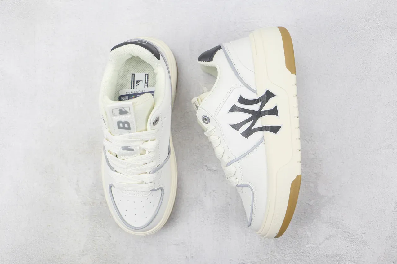 New Era NY Logo Platform Lifestyle Sneakers 3