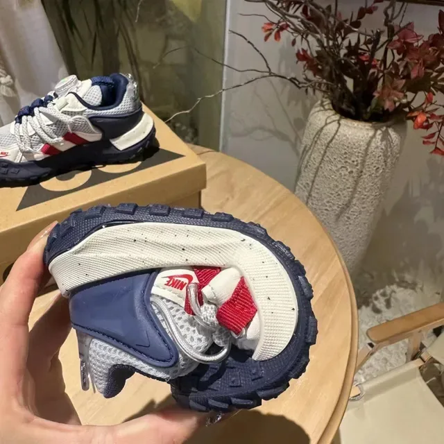 Nike ACG Mountain Fly Low White Navy Red Lifestyle Sneakers 18