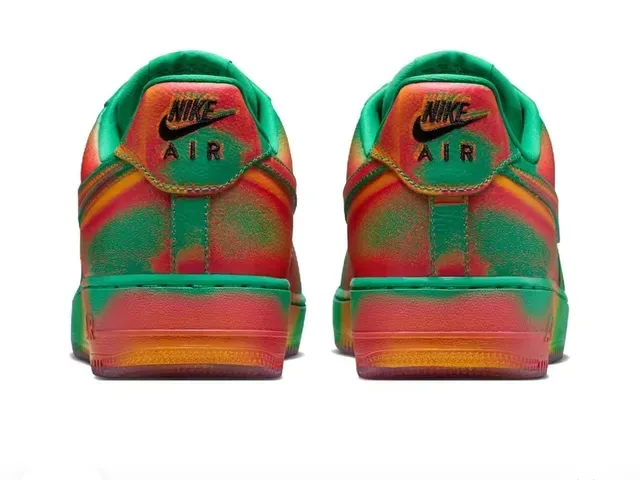 Nike Air Force 1 Multicolor Gradient Green Lifestyle Sneakers 3