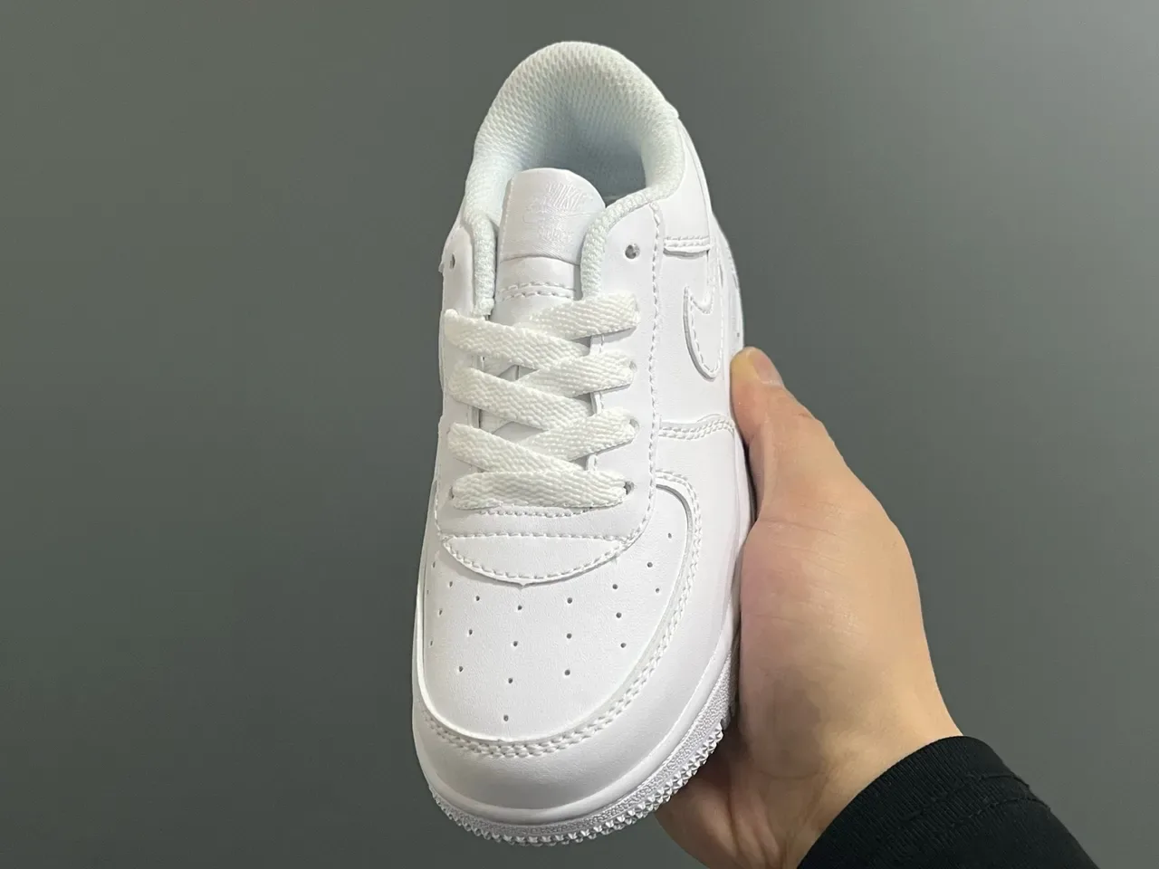 Nike Air Force 1 White Lifestyle Sneakers 22
