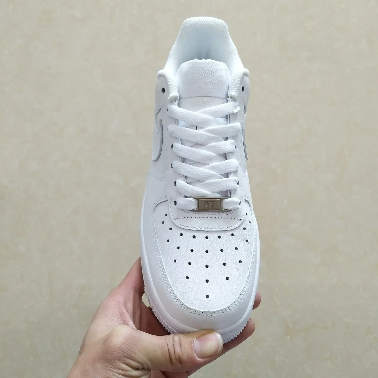 Nike Air Force 1 White Lifestyle Sneakers 3