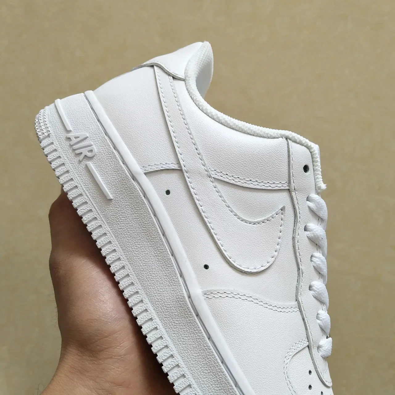 Nike Air Force 1 White Lifestyle Sneakers 4