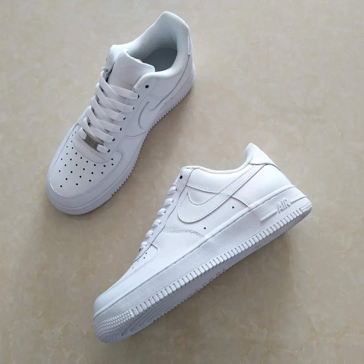 Nike Air Force 1 White Lifestyle Sneakers 6