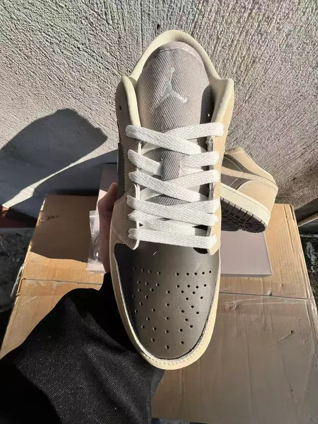 Nike Air Jordan 1 Beige and Brown Panelled Lifestyle Sneakers 3