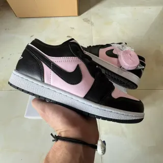 Nike Air Jordan 1 Black Pink Lifestyle Sneakers