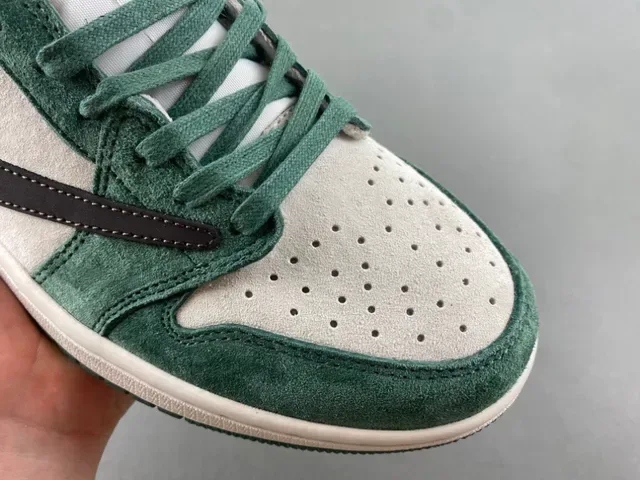 Sneakers Lifestyle Nike Air Jordan 1 Vert Forêt Suédé 2