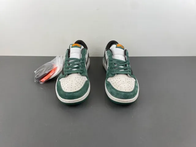 Sneakers Lifestyle Nike Air Jordan 1 Vert Forêt Suédé 12