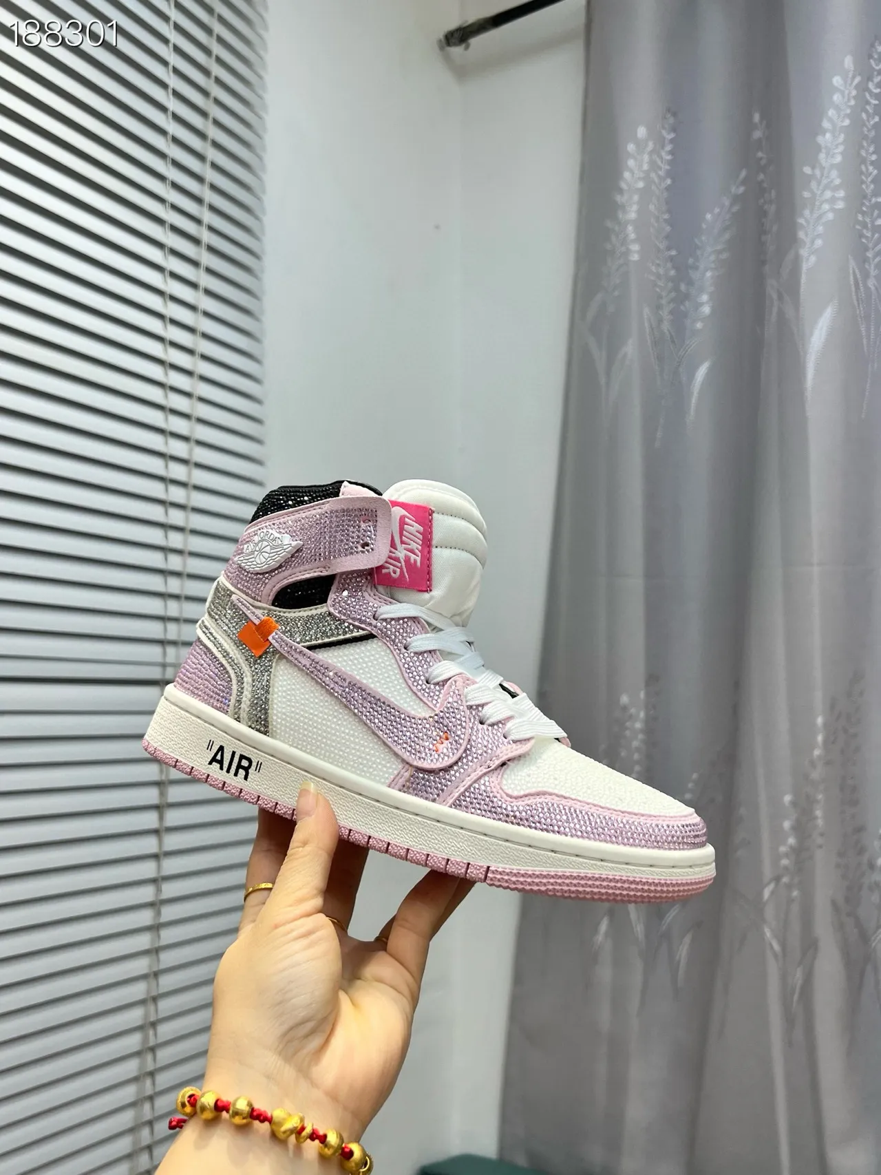 Nike Air Jordan 1 High Crystal Pink أحذية كرة السلة للنساء 7