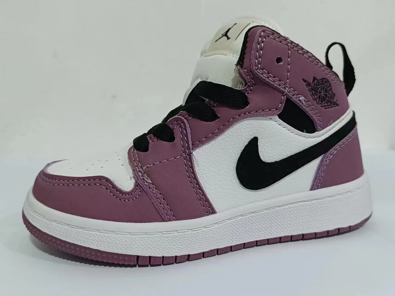 Nike Air Jordan 1 High Mauve and White Basketball Shoes 2