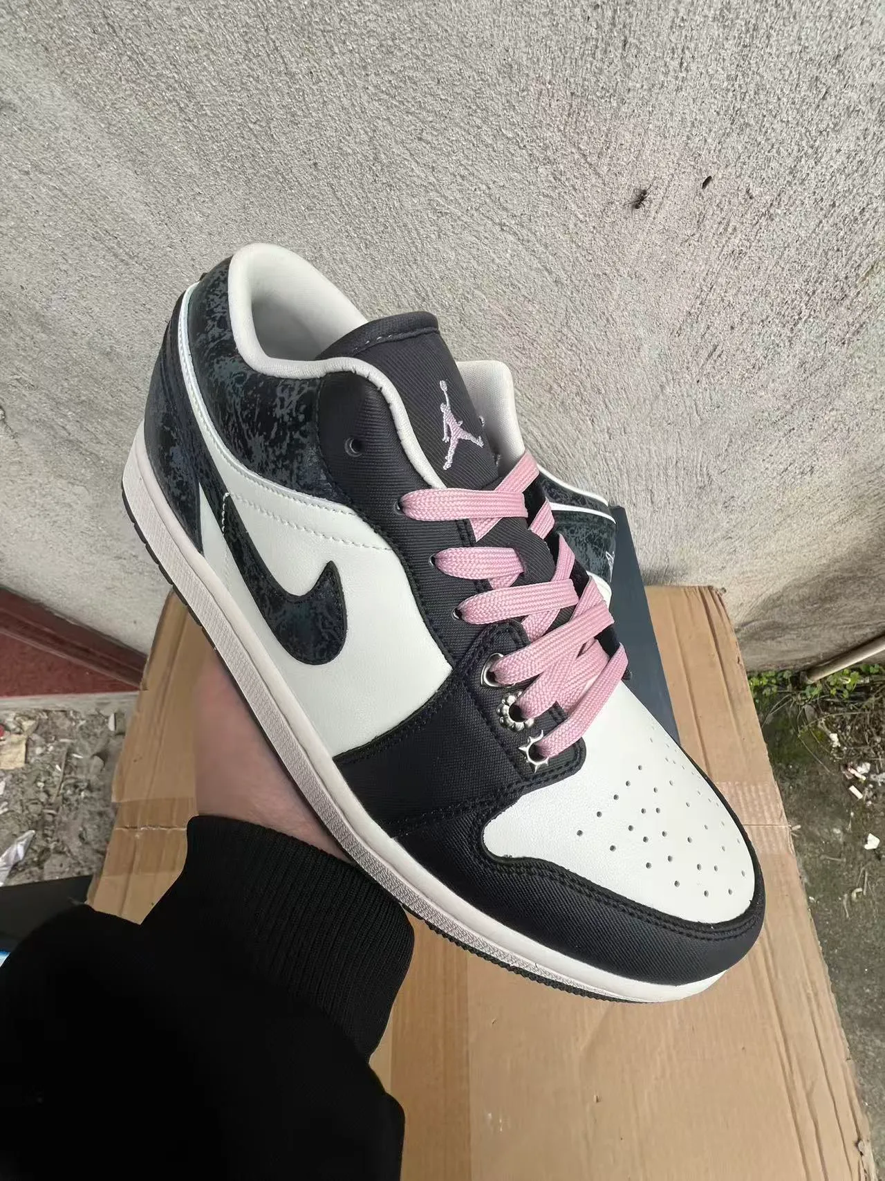 Nike Air Jordan 1 Low Black White Distressed Overlay Lifestyle Sneakers 2