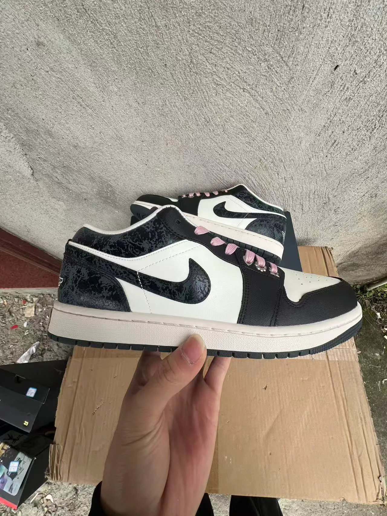 Nike Air Jordan 1 Low Black White Distressed Overlay Lifestyle Sneakers 7