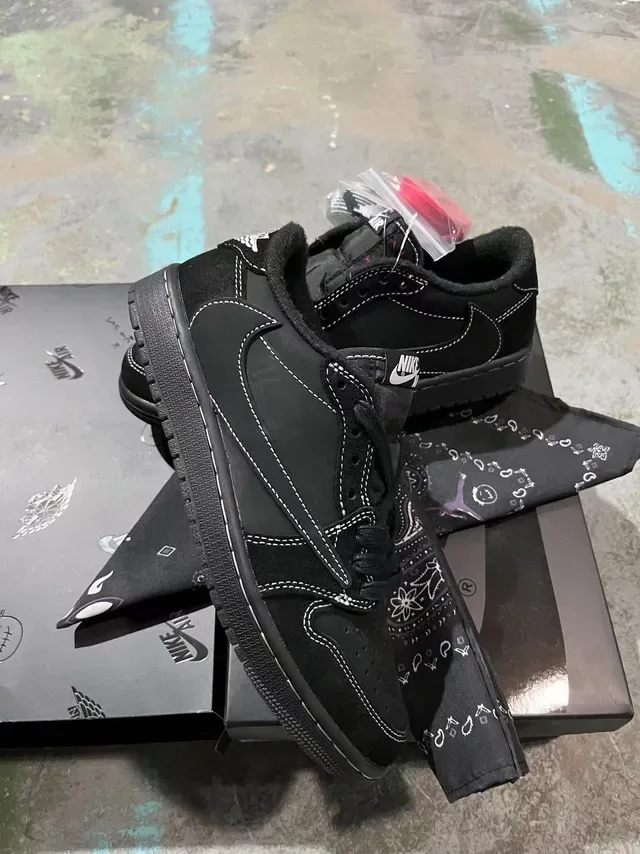 Nike Air Jordan 1 Low Black White Stitched Lifestyle Sneakers 10