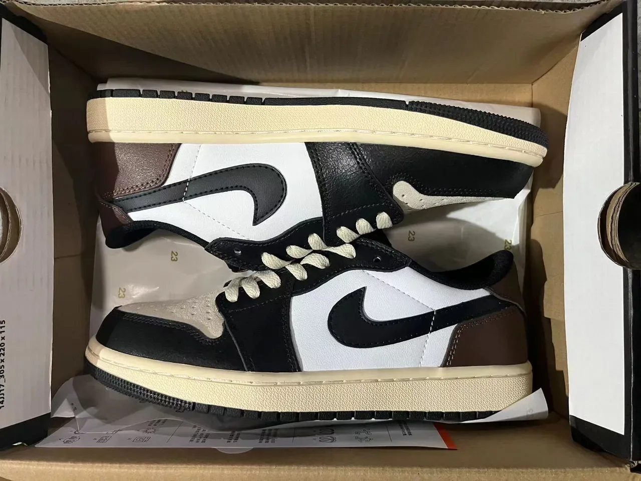 Nike Air Jordan 1 Low براون وايت بلاك لايف ستايل سنيكرز 6