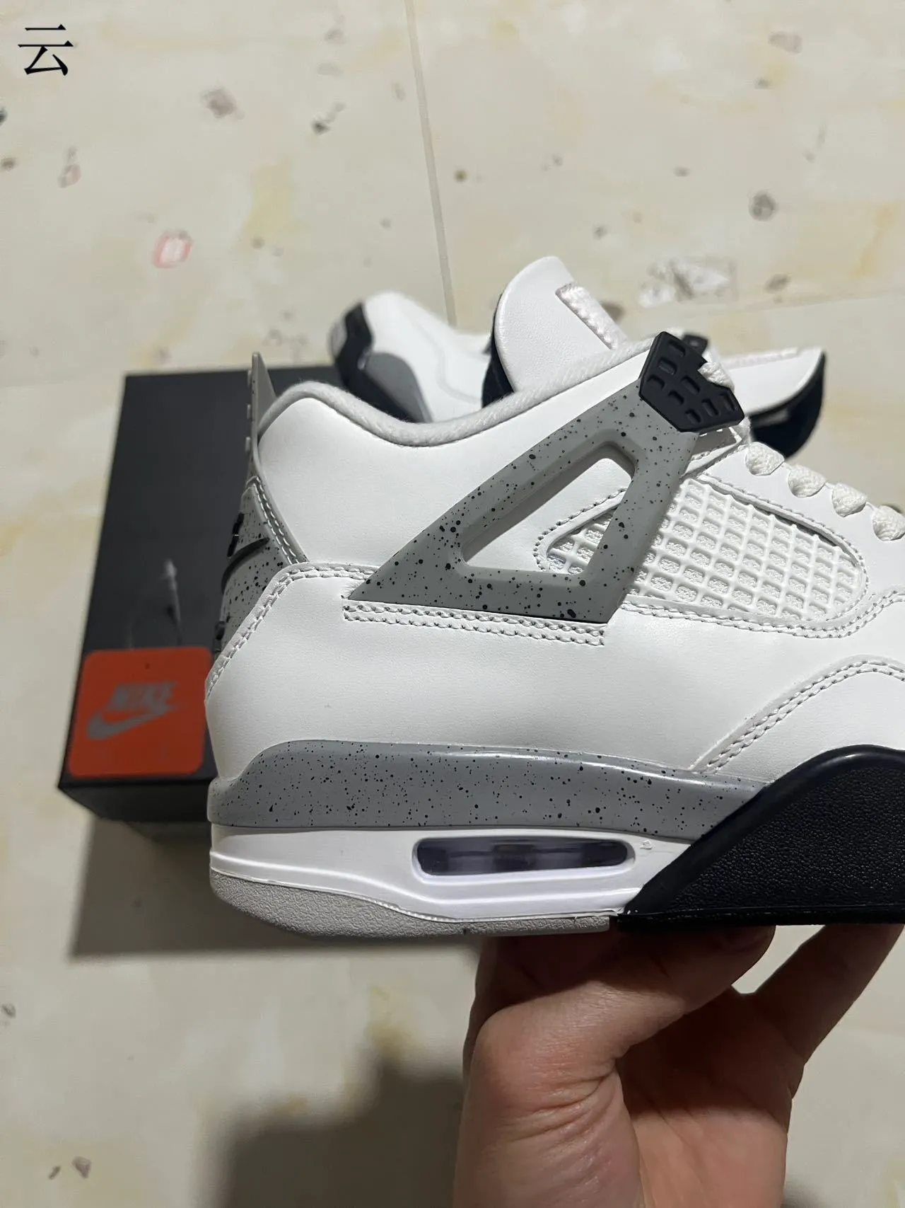 Nike Air Jordan 4 Blanches Grises Noires Chaussures de Basketball 11