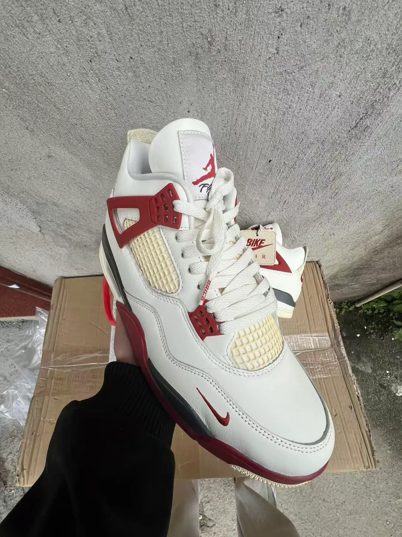 Nike Air Jordan 4 White Red Black Basketball Shoes 2