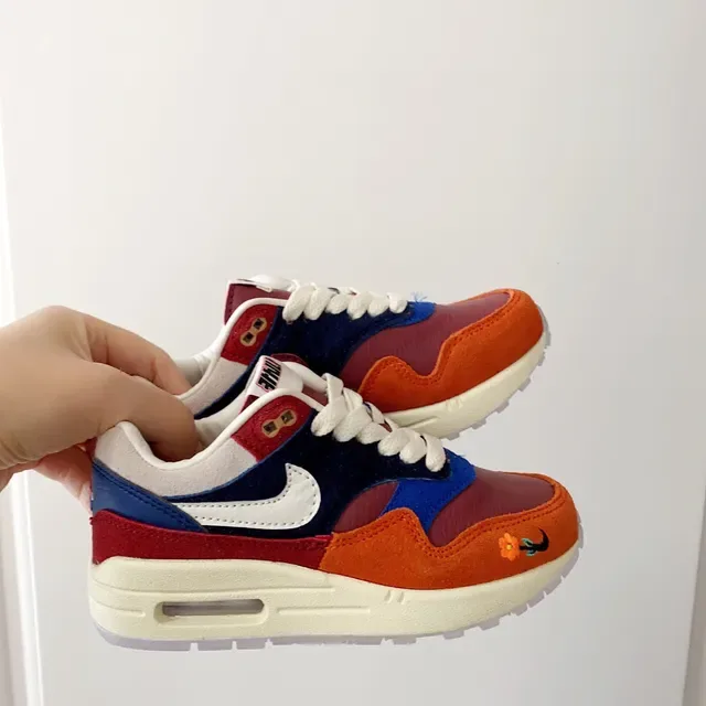 Nike Air Max 1 Light Blue White Glitter Swoosh Lifestyle Sneakers 23