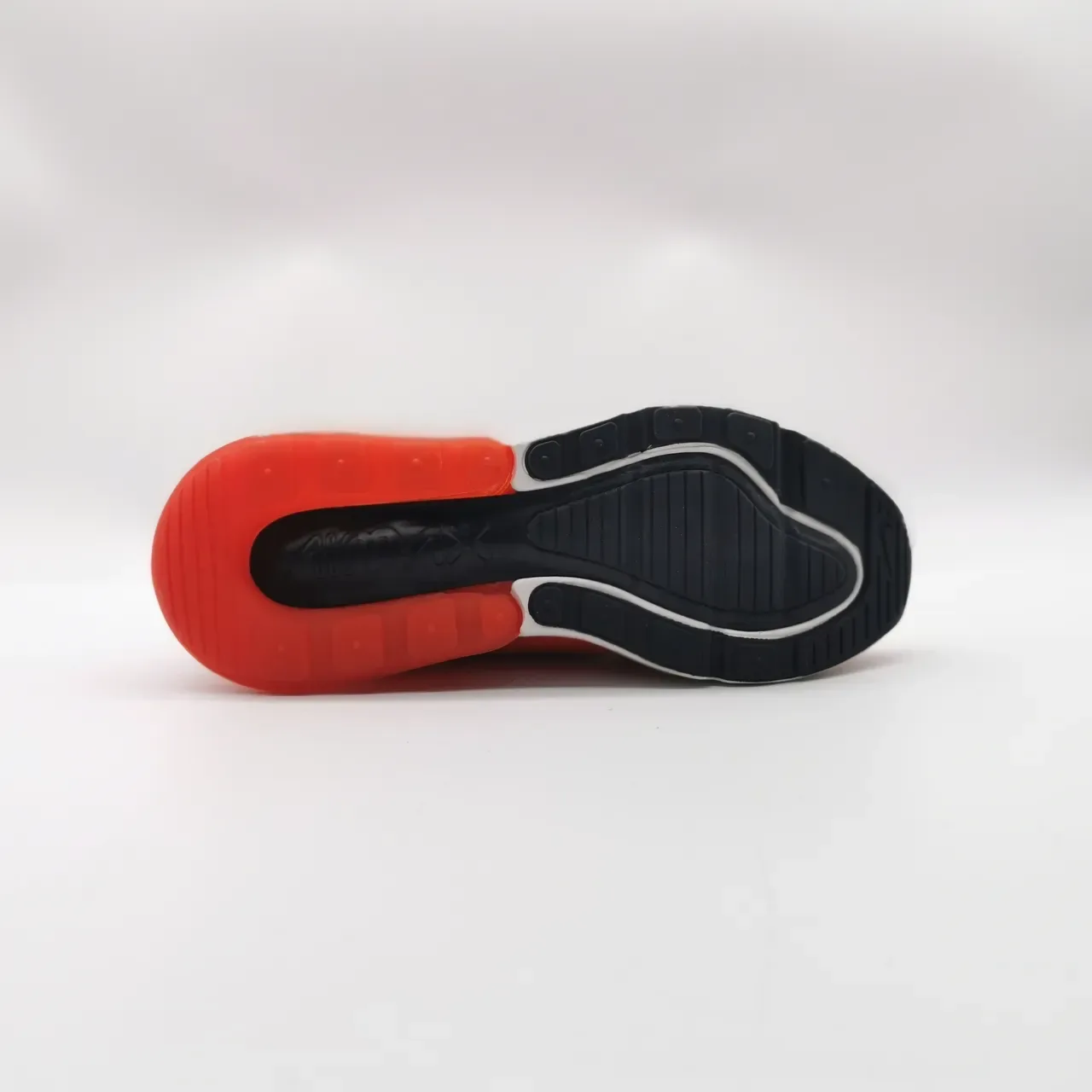 Nike Air Max 270 Red and White Lifestyle Sneakers 3