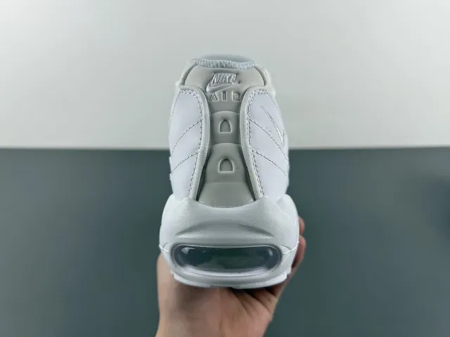 Nike Air Max 95 White Lifestyle Sneakers 4