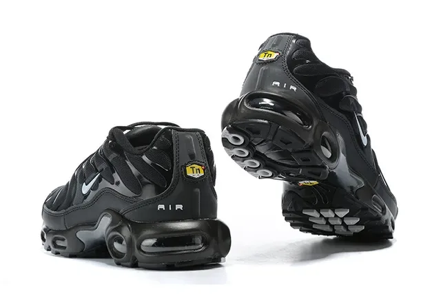 Nike Air Max Plus Black Yellow Lifestyle Sneakers 13