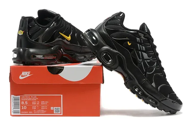 Nike Air Max Plus Black Yellow Lifestyle Sneakers 14