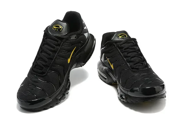 Nike Air Max Plus Black Yellow Lifestyle Sneakers 17