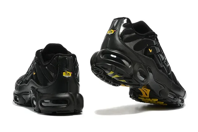Nike Air Max Plus Black Yellow Lifestyle Sneakers 18