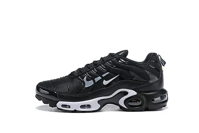 Nike Air Max Plus Black Yellow Lifestyle Sneakers 20