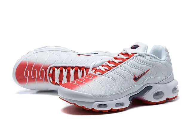 Nike Air Max Plus Gradient Purple Pink Lifestyle Sneakers 22