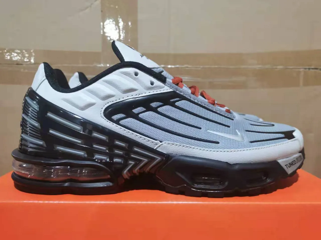 Nike Air Max Plus Tuned Gray Black Orange Lifestyle Sneakers 6