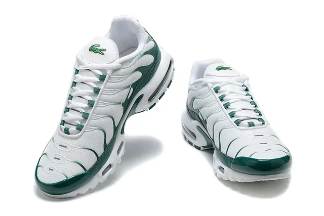 Nike Air Max Plus White and Light Blue Lifestyle Sneakers 9