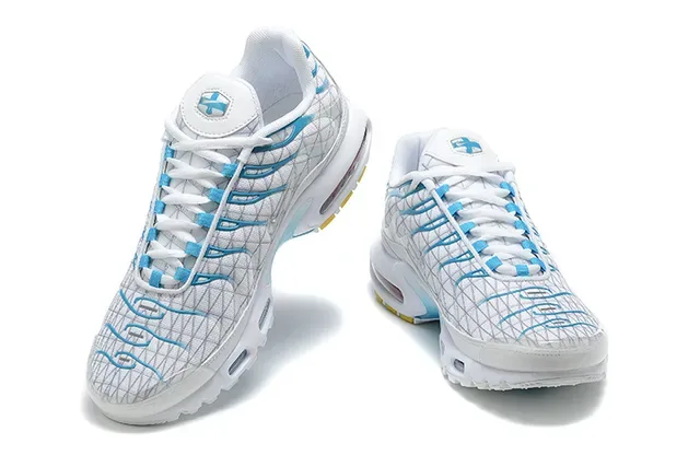 Nike Air Max Plus White and Light Blue Lifestyle Sneakers 15