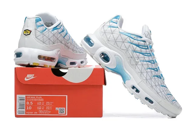 Nike Air Max Plus White and Light Blue Lifestyle Sneakers 18