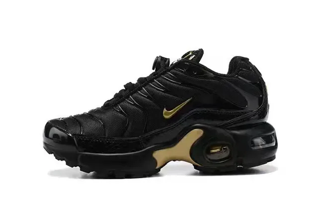 Nike Air Max Plus White Lifestyle Sneakers 5