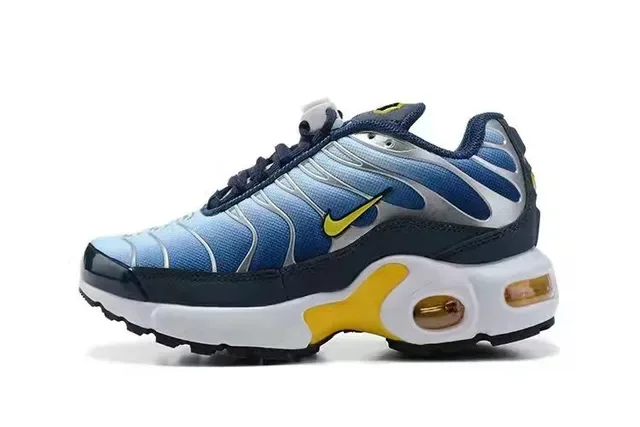 Nike Air Max Plus White Lifestyle Sneakers 8