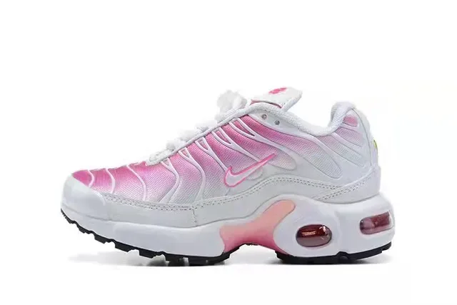 Nike Air Max Plus White Lifestyle Sneakers 10
