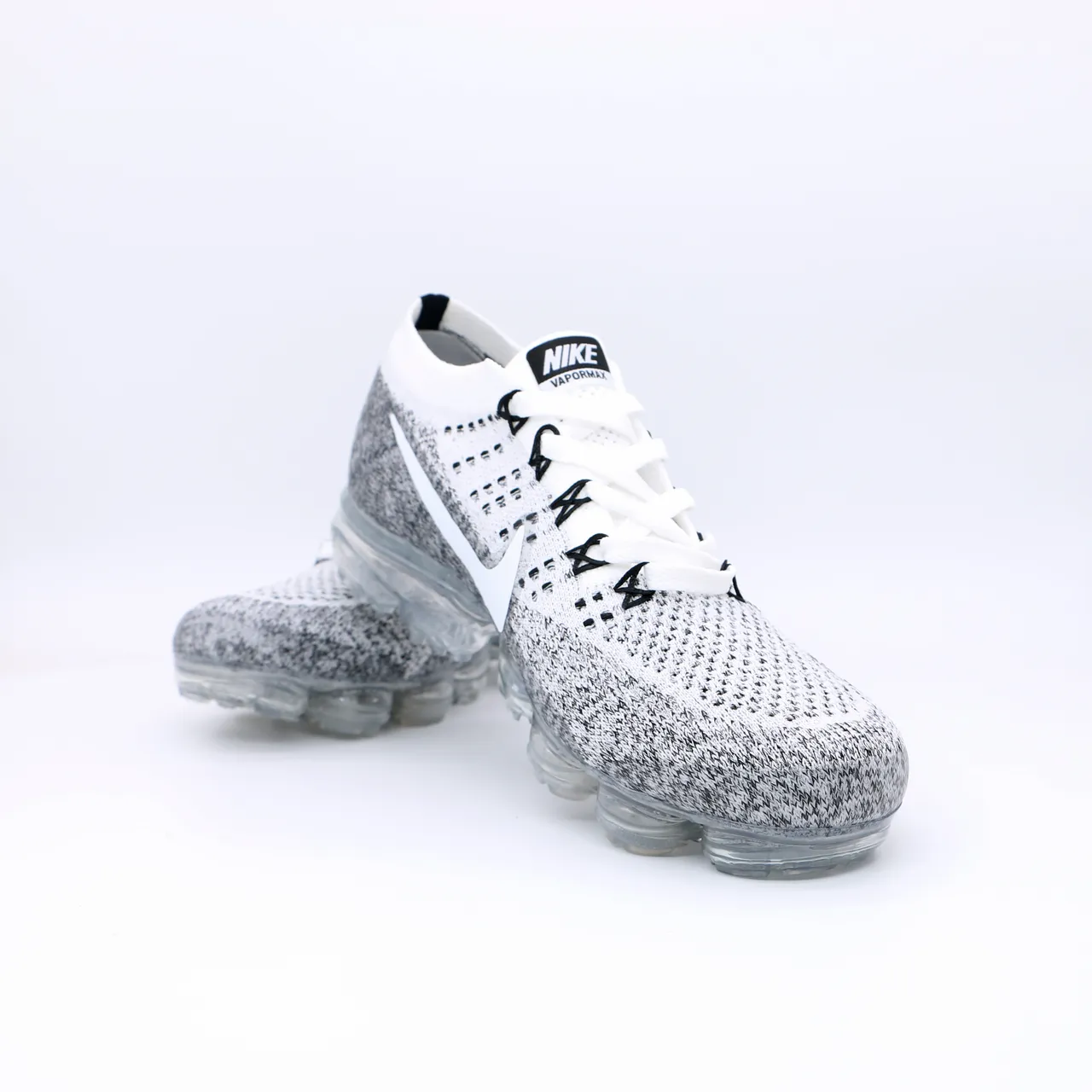Nike Air VaporMax Flyknit Gradient Gray-White Lifestyle Sneakers 8