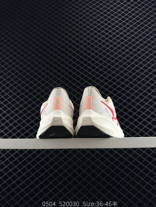 Nike Air Zoom Pegasus 39 Moonshot White Pink Blue Tênis de corrida 3
