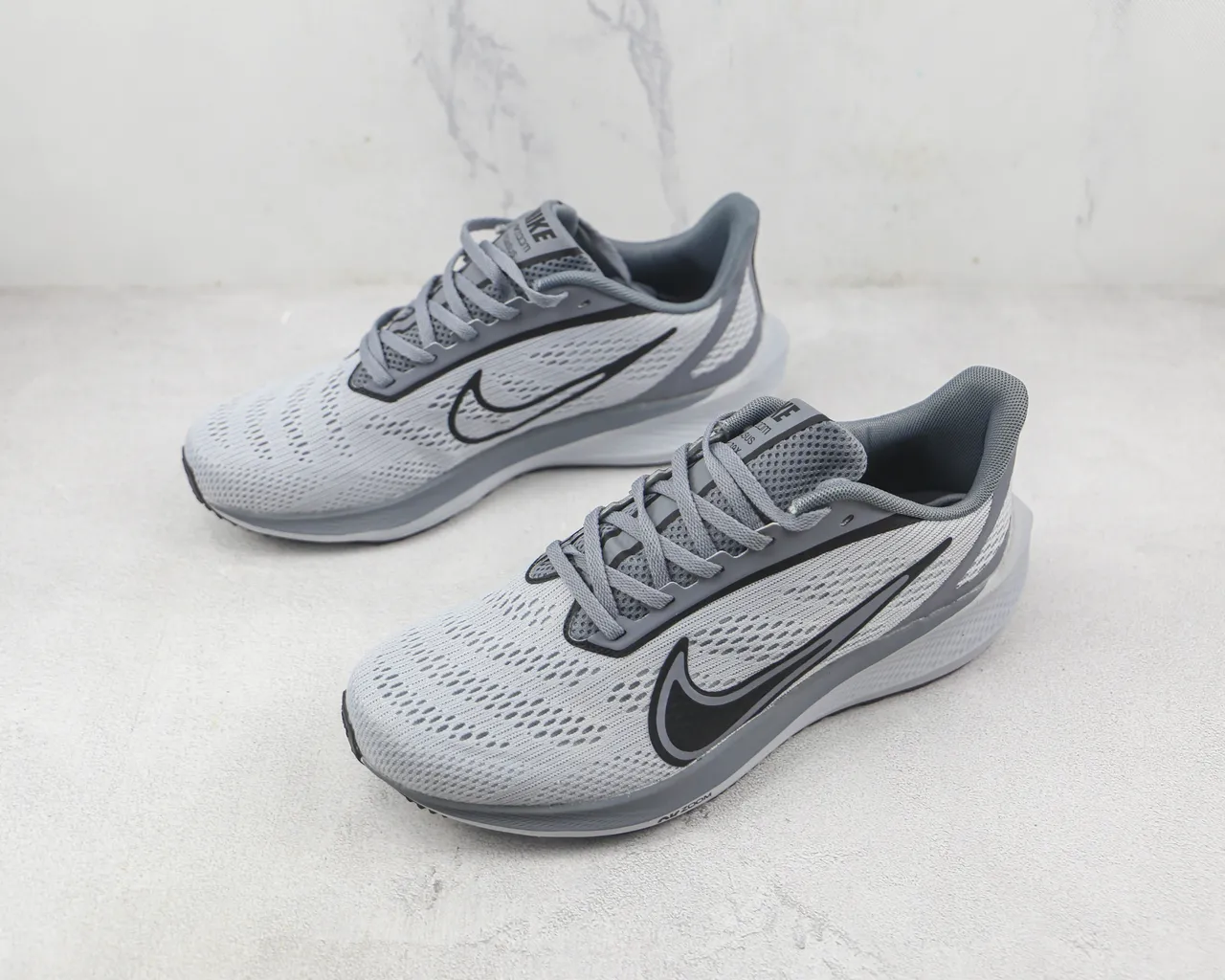 Nike Air Zoom Pegasus Gray Mesh Running Shoes 4