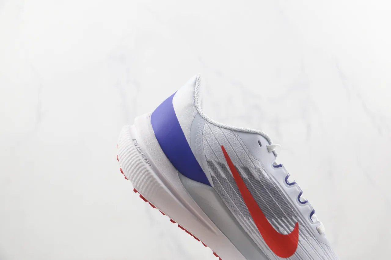 Nike Air Zoom Pegasus Blanco Azul Malla Engineered Parte Superior Capas Sintéticas Superpuestas Zapatillas de Running 5
