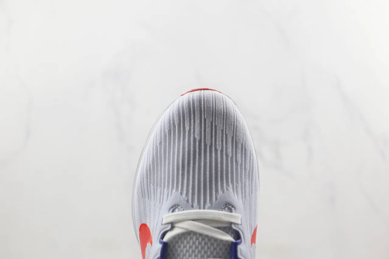 Nike Air Zoom Pegasus Blanco Azul Malla Engineered Parte Superior Capas Sintéticas Superpuestas Zapatillas de Running 6