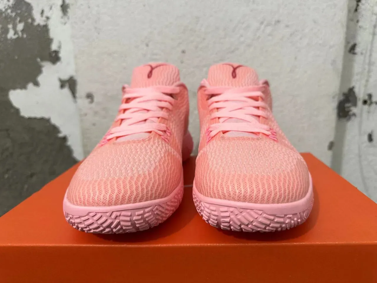 Nike Air Zoom Zero Pink Knit Lifestyle Sneakers 3