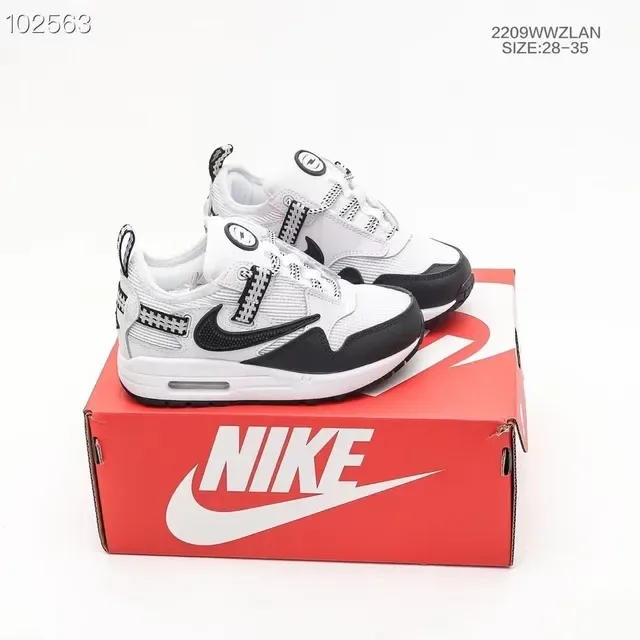 Nike Beige Black Low-Top Layered Synthetic Overlays Lifestyle Sneakers 4