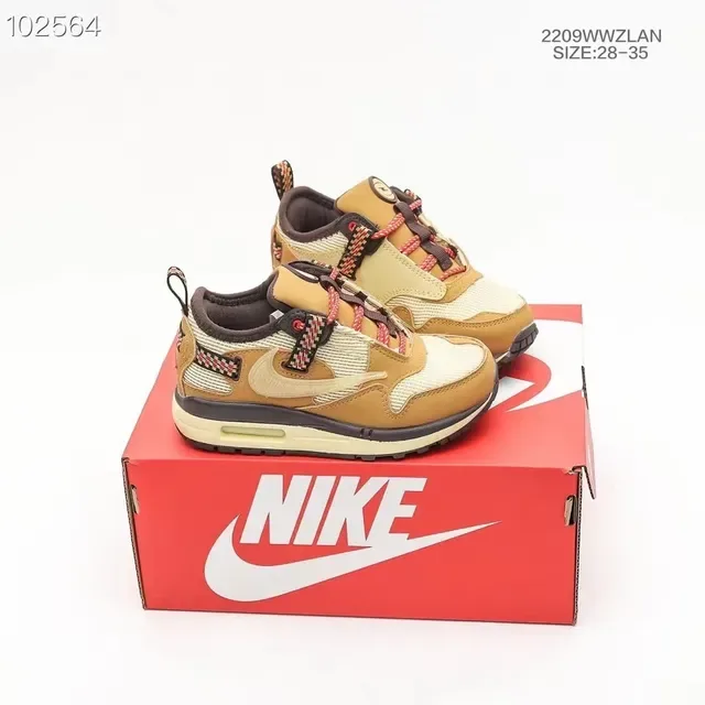Nike Beige Black Low-Top Layered Synthetic Overlays Lifestyle Sneakers 5