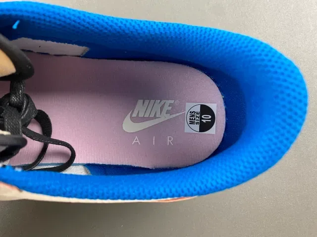 Nike Chaussures lifestyle beige bleu low-top avec perforation à l'orteil 9