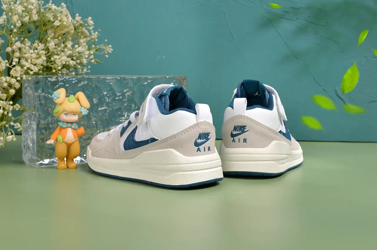 Nike Beige Blue Low-Top Velcro Strap Lifestyle Sneakers 21