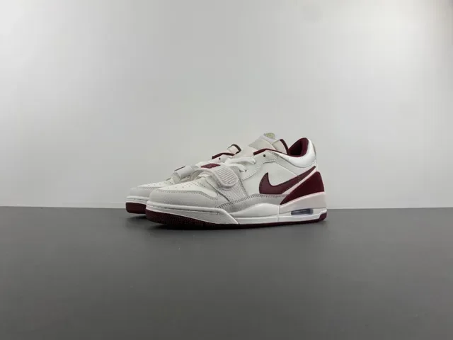 Nike Beige Burgundy Low-Top Mixed-Material Upper Lifestyle Sneakers 10