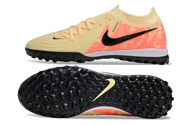 Nike Beige Orange Knit Upper Camouflage Overlay Turf Soccer Shoes 6