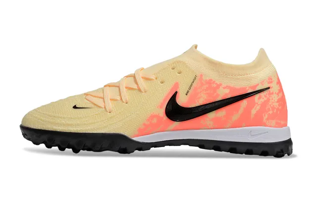 Nike Beige Orange Knit Upper Camouflage Overlay Turf Soccer Shoes 7