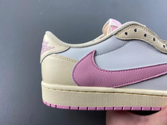 Nike Tênis Lifestyle Bege e Rosa de Couro Superior Baixo 3
