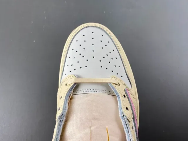 Nike Tênis Lifestyle Bege e Rosa de Couro Superior Baixo 5